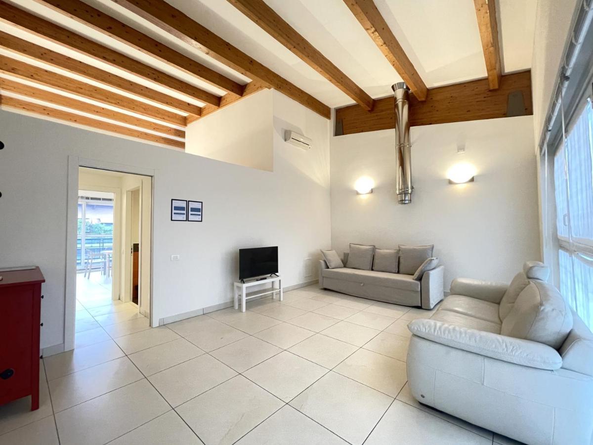 Accomodo Mit48 Trivanotortona Apartment Милано Екстериор снимка