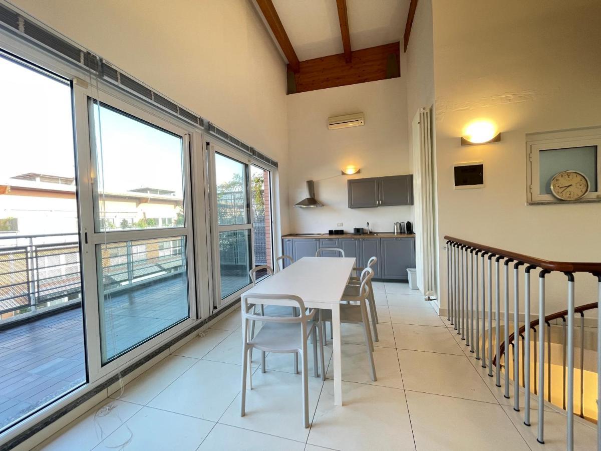 Accomodo Mit48 Trivanotortona Apartment Милано Екстериор снимка